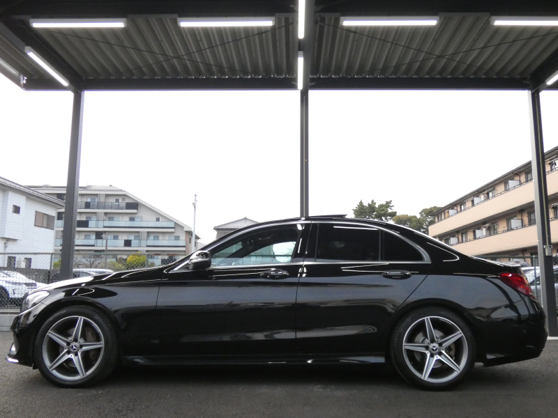 メルセデスベンツ Cクラス C200 ｱﾊﾞﾝｷﾞｬﾙﾄﾞ AMGﾗｲﾝ ﾚｻﾞｰｴｸｽｸﾙｰｼﾌﾞ&ﾚｰﾀﾞｰｾｰﾌﾃｨPKG　1ｵｰﾅｰ 9速AT meｺﾈｸﾄ ｷｰﾚｽｺﾞｰ 赤本革/ｼｰﾄﾋｰﾀｰ ﾊﾟﾉﾗﾏｻﾝﾙｰﾌ ﾅﾋﾞTV Bｶﾒﾗ ﾍｯﾄﾞｱｯﾌﾟD ｴｱﾊﾞﾗﾝｽPKG 自動ﾄﾗﾝｸ LEDﾍｯﾄﾞﾗｲﾄ/自動HB AMGｴｱﾛ&18ｲﾝﾁAW　2年保証付