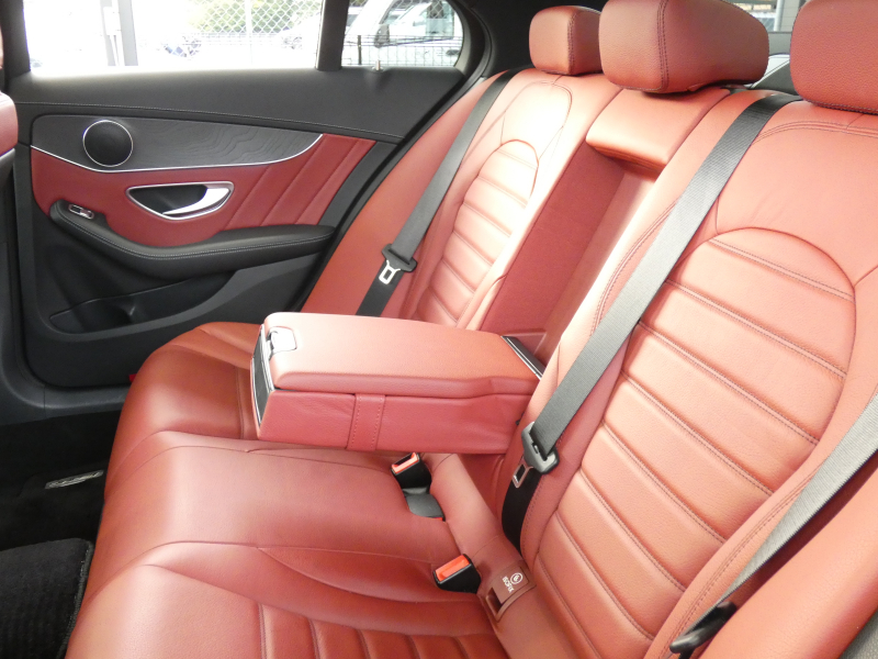 メルセデスベンツ Cクラス C200 ｱﾊﾞﾝｷﾞｬﾙﾄﾞ AMGﾗｲﾝ ﾚｻﾞｰｴｸｽｸﾙｰｼﾌﾞ&ﾚｰﾀﾞｰｾｰﾌﾃｨPKG　1ｵｰﾅｰ 9速AT meｺﾈｸﾄ ｷｰﾚｽｺﾞｰ 赤本革/ｼｰﾄﾋｰﾀｰ ﾊﾟﾉﾗﾏｻﾝﾙｰﾌ ﾅﾋﾞTV Bｶﾒﾗ ﾍｯﾄﾞｱｯﾌﾟD ｴｱﾊﾞﾗﾝｽPKG 自動ﾄﾗﾝｸ LEDﾍｯﾄﾞﾗｲﾄ/自動HB AMGｴｱﾛ&18ｲﾝﾁAW　2年保証付