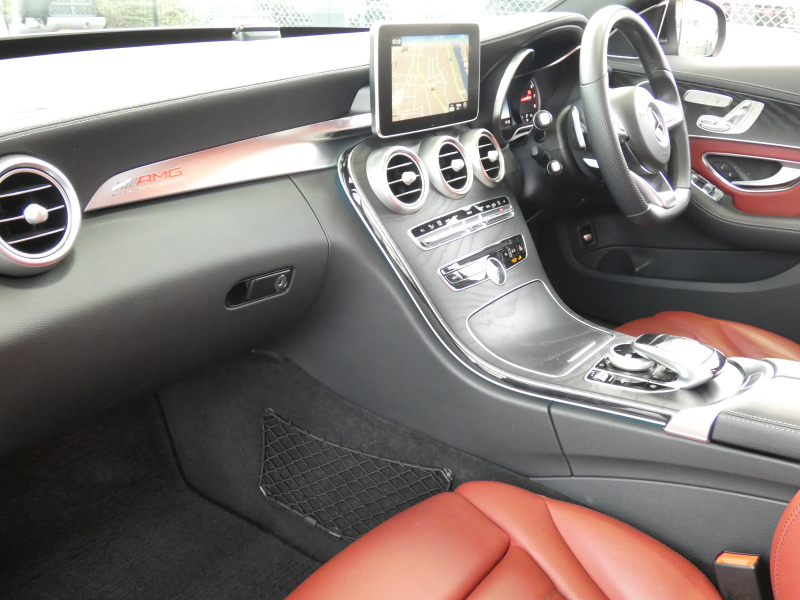 メルセデスベンツ Cクラス C200 ｱﾊﾞﾝｷﾞｬﾙﾄﾞ AMGﾗｲﾝ ﾚｻﾞｰｴｸｽｸﾙｰｼﾌﾞ&ﾚｰﾀﾞｰｾｰﾌﾃｨPKG　1ｵｰﾅｰ 9速AT meｺﾈｸﾄ ｷｰﾚｽｺﾞｰ 赤本革/ｼｰﾄﾋｰﾀｰ ﾊﾟﾉﾗﾏｻﾝﾙｰﾌ ﾅﾋﾞTV Bｶﾒﾗ ﾍｯﾄﾞｱｯﾌﾟD ｴｱﾊﾞﾗﾝｽPKG 自動ﾄﾗﾝｸ LEDﾍｯﾄﾞﾗｲﾄ/自動HB AMGｴｱﾛ&18ｲﾝﾁAW　2年保証付