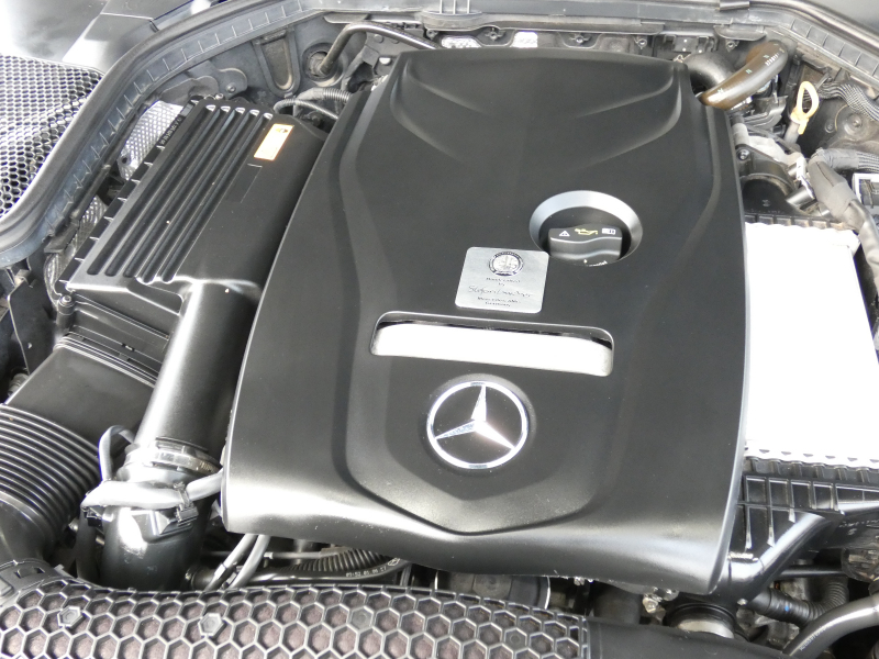 メルセデスベンツ Cクラス C200 ｱﾊﾞﾝｷﾞｬﾙﾄﾞ AMGﾗｲﾝ ﾚｻﾞｰｴｸｽｸﾙｰｼﾌﾞ&ﾚｰﾀﾞｰｾｰﾌﾃｨPKG　1ｵｰﾅｰ 9速AT meｺﾈｸﾄ ｷｰﾚｽｺﾞｰ 赤本革/ｼｰﾄﾋｰﾀｰ ﾊﾟﾉﾗﾏｻﾝﾙｰﾌ ﾅﾋﾞTV Bｶﾒﾗ ﾍｯﾄﾞｱｯﾌﾟD ｴｱﾊﾞﾗﾝｽPKG 自動ﾄﾗﾝｸ LEDﾍｯﾄﾞﾗｲﾄ/自動HB AMGｴｱﾛ&18ｲﾝﾁAW　2年保証付