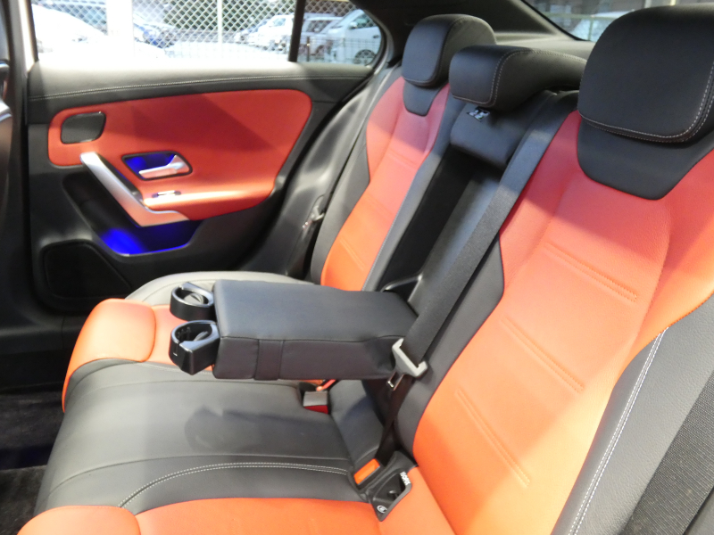 AMG Aクラス A35 4MATIC ｾﾀﾞﾝ AMGﾊﾟﾌｫｰﾏﾝｽ&AMGｱﾄﾞﾊﾞﾝｽﾄﾞ&ﾚｰﾀﾞｰｾｰﾌﾃｨPKG　meｺﾈｸﾄ AMGﾊﾟﾌｫｰﾏﾝｽｽﾃｱﾘﾝｸﾞ&ｼｰﾄ AMGｴｱﾛ&18ｲﾝﾁAW 強化ﾌﾞﾚｰｷ 赤黒革 ﾊﾟﾉﾗﾏSR MBUXﾅﾋﾞ 地ﾃﾞｼﾞ 360ｶﾒﾗ ﾍｯﾄﾞｱｯﾌﾟD ｱﾄﾞﾊﾞﾝｽﾄﾞS 純正ﾄﾞﾗﾚｺ　2年保証付