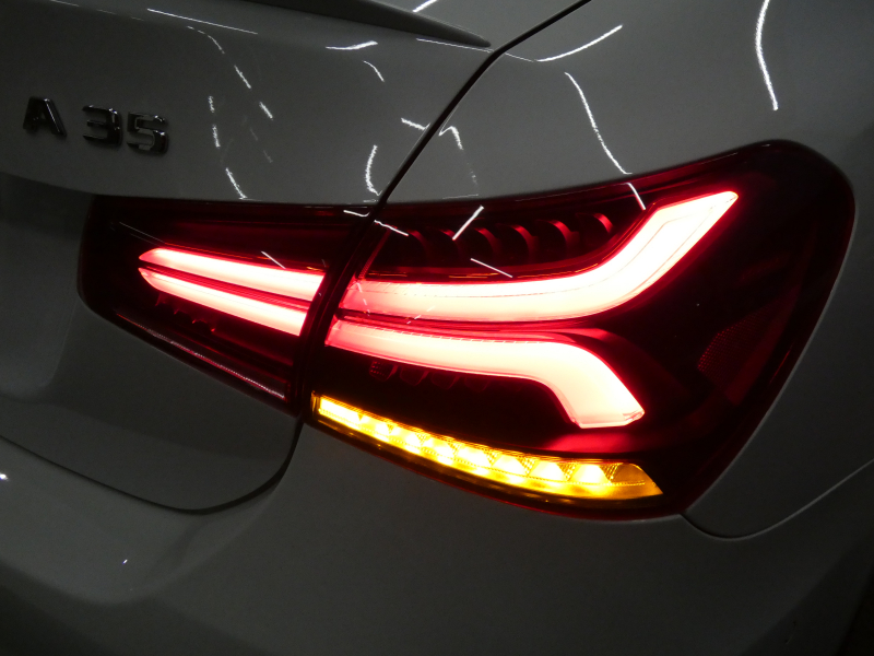 AMG Aクラス A35 4MATIC ｾﾀﾞﾝ AMGﾊﾟﾌｫｰﾏﾝｽ&AMGｱﾄﾞﾊﾞﾝｽﾄﾞ&ﾚｰﾀﾞｰｾｰﾌﾃｨPKG　meｺﾈｸﾄ AMGﾊﾟﾌｫｰﾏﾝｽｽﾃｱﾘﾝｸﾞ&ｼｰﾄ AMGｴｱﾛ&18ｲﾝﾁAW 強化ﾌﾞﾚｰｷ 赤黒革 ﾊﾟﾉﾗﾏSR MBUXﾅﾋﾞ 地ﾃﾞｼﾞ 360ｶﾒﾗ ﾍｯﾄﾞｱｯﾌﾟD ｱﾄﾞﾊﾞﾝｽﾄﾞS 純正ﾄﾞﾗﾚｺ　2年保証付