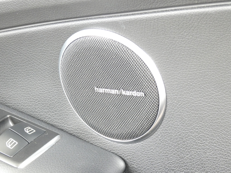 メルセデスベンツ SLCクラス SLC200 ｽﾎﾟｰﾂ ﾚｰﾀﾞｰｾｰﾌﾃｨPKG　ｷｰﾚｽｺﾞｰ 黒本革ｼｰﾄ/ﾋｰﾀｰ/ｴｱｽｶｰﾌ ﾏｼﾞｯｸｽｶｲﾙｰﾌ ｽﾎﾟｰﾂｴｸﾞｿﾞｰｽﾄ ﾅﾋﾞ 地ﾃﾞｼﾞ Appleｶｰﾌﾟﾚｲ ﾊﾞｯｸｶﾒﾗ harman/kardon ﾄﾞﾗﾚｺ ﾊﾟﾄﾞﾙｼﾌﾄ LEDﾗｲﾄ/自動HB AMGｴｱﾛ/18ｲﾝﾁAW　2年保証付