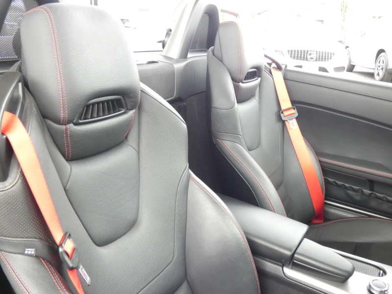 メルセデスベンツ SLCクラス SLC200 ｽﾎﾟｰﾂ ﾚｰﾀﾞｰｾｰﾌﾃｨPKG　ｷｰﾚｽｺﾞｰ 黒本革ｼｰﾄ/ﾋｰﾀｰ/ｴｱｽｶｰﾌ ﾏｼﾞｯｸｽｶｲﾙｰﾌ ｽﾎﾟｰﾂｴｸﾞｿﾞｰｽﾄ ﾅﾋﾞ 地ﾃﾞｼﾞ Appleｶｰﾌﾟﾚｲ ﾊﾞｯｸｶﾒﾗ harman/kardon ﾄﾞﾗﾚｺ ﾊﾟﾄﾞﾙｼﾌﾄ LEDﾗｲﾄ/自動HB AMGｴｱﾛ/18ｲﾝﾁAW　2年保証付