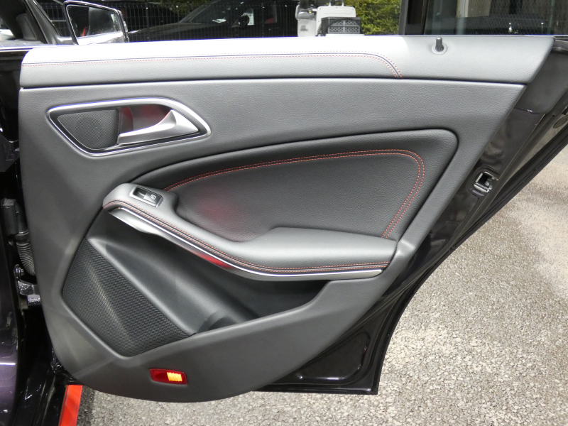 AMG CLAクラス CLA45 4MATIC ﾚｰﾀﾞｰｾｰﾌﾃｨPKG　ｷｰﾚｽｺﾞｰ 黒本革ｼｰﾄ ﾊﾟﾉﾗﾏｻﾝﾙｰﾌ HDDﾅﾋﾞ 地ﾃﾞｼﾞ Bｶﾒﾗ 前後ﾄﾞﾗﾚｺ ﾊﾟﾄﾞﾙｼﾌﾄ ｷｾﾉﾝ/ｱﾀﾞﾌﾟﾃｨﾌﾞHB ﾏﾙﾁｶﾗｰｱﾝﾋﾞｴﾝﾄﾗｲﾄ AMGｴｱﾛ&18ｲﾝﾁAW AMG強化ﾌﾞﾚｰｷ&ｻｽﾍﾟﾝｼｮﾝ　2年保証付