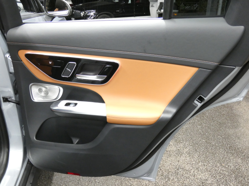 メルセデスベンツ GLC GLC220d 4MATIC AMGﾗｲﾝ&AMGﾚｻﾞｰｴｸｽｸﾙｰｼﾌﾞ&ﾄﾞﾗｲﾊﾞｰｽﾞPKG　ISG搭載 ﾌﾞﾗｳﾝ/ﾌﾞﾗｯｸ革 ﾊﾟﾉﾗﾏSR MBUXﾅﾋﾞ Aｶｰﾌﾟﾚｲ 地ﾃﾞｼﾞ 360度ｶﾒﾗ Burmester ﾍｯﾄﾞｱｯﾌﾟD ﾘｱｱｸｽﾙｽﾃｱﾘﾝｸﾞ 自動ﾘｱｹﾞｰﾄ /ﾌｯﾄOP　2年保証付