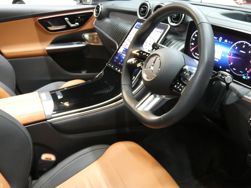 メルセデスベンツ GLC GLC220d 4MATIC AMGﾗｲﾝ&AMGﾚｻﾞｰｴｸｽｸﾙｰｼﾌﾞ&ﾄﾞﾗｲﾊﾞｰｽﾞPKG　ISG搭載 ﾌﾞﾗｳﾝ/ﾌﾞﾗｯｸ革 ﾊﾟﾉﾗﾏSR MBUXﾅﾋﾞ Aｶｰﾌﾟﾚｲ 地ﾃﾞｼﾞ 360度ｶﾒﾗ Burmester ﾍｯﾄﾞｱｯﾌﾟD ﾘｱｱｸｽﾙｽﾃｱﾘﾝｸﾞ 自動ﾘｱｹﾞｰﾄ /ﾌｯﾄOP　2年保証付