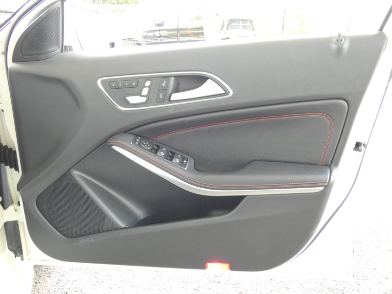 AMG Aクラス A45 4MATIC ﾚｰﾀﾞｰｾｰﾌﾃｨPKG　後期 381ps TWS19ｲﾝﾁAW AMGｴｱﾛ ｷｰﾚｽｺﾞｰ 黒本革ｼｰﾄ/ﾋｰﾀｰ ﾅﾋﾞTV Aｶｰﾌﾟﾚｲ Bｶﾒﾗ ﾀﾞｲﾅﾐｯｸｾﾚｸﾄ LEDﾗｲﾄ/ｱﾀﾞﾌﾟﾃｨﾌﾞHB ﾊﾟﾄﾞﾙｼﾌﾄ　2年保証付