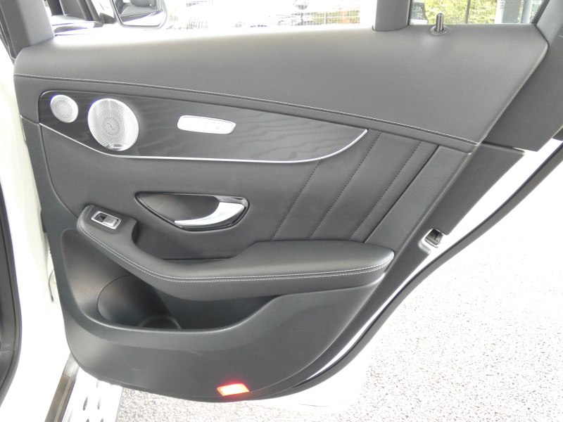 AMG GLC GLC43 4MATIC ﾚｻﾞｰｴｸｽｸﾙｰｼﾌﾞ&ﾅｲﾄ&ﾚｰﾀﾞｰｾｰﾌﾃｨPKG　meｺﾈｸﾄ 黒本革 ﾊﾟﾉﾗﾏSR HDDﾅﾋﾞ 地ﾃﾞｼﾞ 360ｶﾒﾗ Burmester LEDﾍｯﾄﾞﾗｲﾄ ｵｰﾄﾘｱｹﾞｰﾄ ｴｱﾊﾞﾗﾝｽPKG ﾍｯﾄﾞｱｯﾌﾟD ﾄﾞﾗﾚｺ AMGｴｱﾛ&20ｲﾝﾁAW　2年保証付