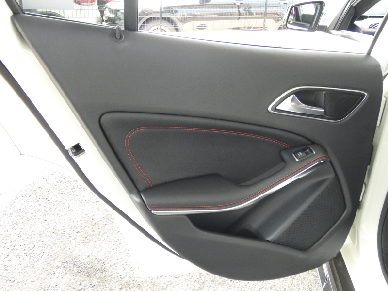 AMG GLA GLA45 AMG 4MATIC ｴﾃﾞｨｼｮﾝ1 ﾚｰﾀﾞｰｾｰﾌﾃｨPKG　300台限定 専用ｴｸｽﾃﾘｱ&ｲﾝﾃﾘｱ AMGﾊﾟﾌｫｰﾏﾝｽｼｰﾄ/ｽﾃｱﾘﾝｸﾞ AMGｴｱﾛ/20ｲﾝﾁAW 強化ﾌﾞﾚｰｷ&ｻｽﾍﾟﾝｼｮﾝ HDDﾅﾋﾞ 地ﾃﾞｼﾞ Bｶﾒﾗ BTｵｰﾃﾞｨｵ 自動ﾘｱｹﾞｰﾄ ﾊﾟｰｸﾄﾛﾆｯｸｾﾝｻｰ　2年保証付