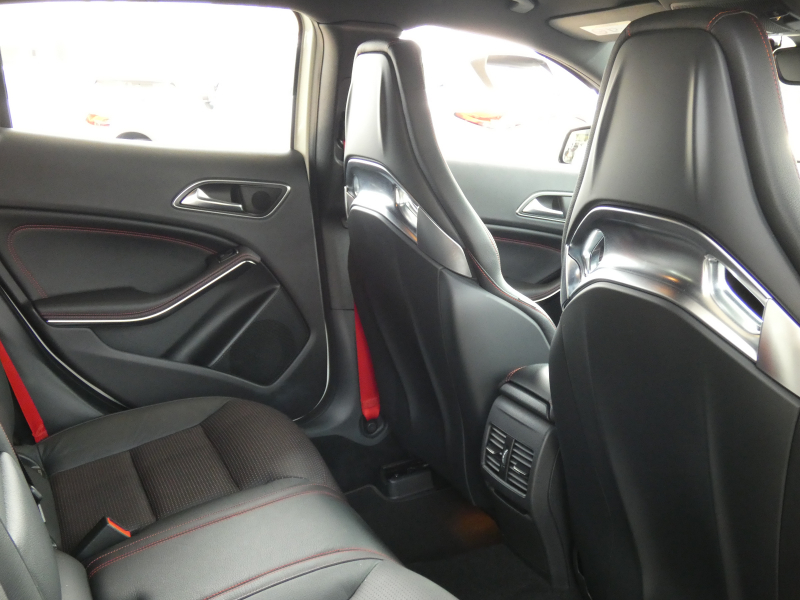 AMG GLA GLA45 AMG 4MATIC ｴﾃﾞｨｼｮﾝ1 ﾚｰﾀﾞｰｾｰﾌﾃｨPKG　300台限定 専用ｴｸｽﾃﾘｱ&ｲﾝﾃﾘｱ AMGﾊﾟﾌｫｰﾏﾝｽｼｰﾄ/ｽﾃｱﾘﾝｸﾞ AMGｴｱﾛ/20ｲﾝﾁAW 強化ﾌﾞﾚｰｷ&ｻｽﾍﾟﾝｼｮﾝ HDDﾅﾋﾞ 地ﾃﾞｼﾞ Bｶﾒﾗ BTｵｰﾃﾞｨｵ 自動ﾘｱｹﾞｰﾄ ﾊﾟｰｸﾄﾛﾆｯｸｾﾝｻｰ　2年保証付