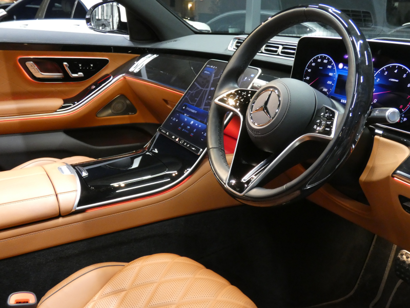 メルセデスベンツ Sクラス S500 4MATIC AMGﾗｲﾝ&ﾚｻﾞｰｴｸｽｸﾙｰｼﾌﾞ&ﾍﾞｰｼｯｸPKG　ISG搭載 1ｵｰﾅｰ ﾌﾞﾗｳﾝﾚｻﾞｰ/ﾋｰﾀｰ/ﾍﾞﾝﾁﾚｰﾀｰ ﾊﾟﾉﾗﾏSR MBUXﾅﾋﾞTV 360ｶﾒﾗ Burmester 3DｺｯｸﾋﾟｯﾄD/ARﾍｯﾄﾞｱｯﾌﾟD 360度&前後ﾄﾞﾗﾚｺ ﾃﾞｼﾞﾀﾙLEDﾗｲﾄ AMGｴｱﾛ/20ｲﾝﾁAW　2年保証付