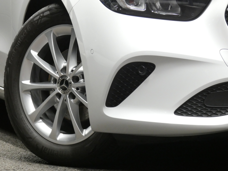 メルセデスベンツ Bクラス B180 ﾚｻﾞｰｴｸｽｸﾙｰｼﾌﾞ&ｱﾄﾞﾊﾞﾝｽﾄﾞ&ﾅﾋﾞｹﾞｰｼｮﾝ&ﾚｰﾀﾞｰｾｰﾌﾃｨPKG　meｺﾈｸﾄ ｷｰﾚｽｺﾞｰ ﾍﾞｰｼﾞｭ本革ｼｰﾄ/ﾋｰﾀｰ ﾊﾟﾉﾗﾏｻﾝﾙｰﾌ MBUXﾅﾋﾞ 地ﾃﾞｼﾞ 360度ｶﾒﾗ ｱﾄﾞﾊﾞﾝｽﾄﾞｻｳﾝﾄﾞ 前後ﾄﾞﾗﾚｺ 自動ﾘｱｹﾞｰﾄ/ﾌｯﾄOP LEDﾗｲﾄ　2年保証付