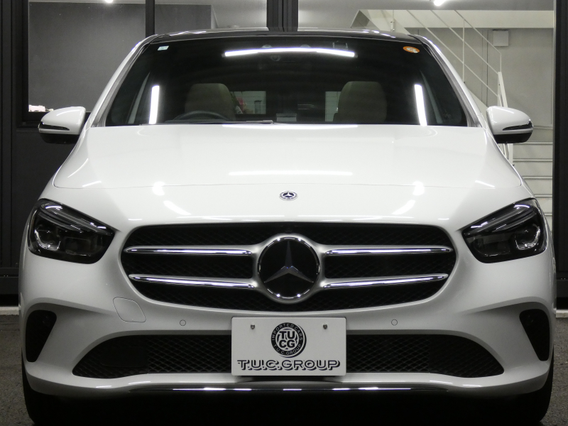 メルセデスベンツ Bクラス B180 ﾚｻﾞｰｴｸｽｸﾙｰｼﾌﾞ&ｱﾄﾞﾊﾞﾝｽﾄﾞ&ﾅﾋﾞｹﾞｰｼｮﾝ&ﾚｰﾀﾞｰｾｰﾌﾃｨPKG　meｺﾈｸﾄ ｷｰﾚｽｺﾞｰ ﾍﾞｰｼﾞｭ本革ｼｰﾄ/ﾋｰﾀｰ ﾊﾟﾉﾗﾏｻﾝﾙｰﾌ MBUXﾅﾋﾞ 地ﾃﾞｼﾞ 360度ｶﾒﾗ ｱﾄﾞﾊﾞﾝｽﾄﾞｻｳﾝﾄﾞ 前後ﾄﾞﾗﾚｺ 自動ﾘｱｹﾞｰﾄ/ﾌｯﾄOP LEDﾗｲﾄ　2年保証付