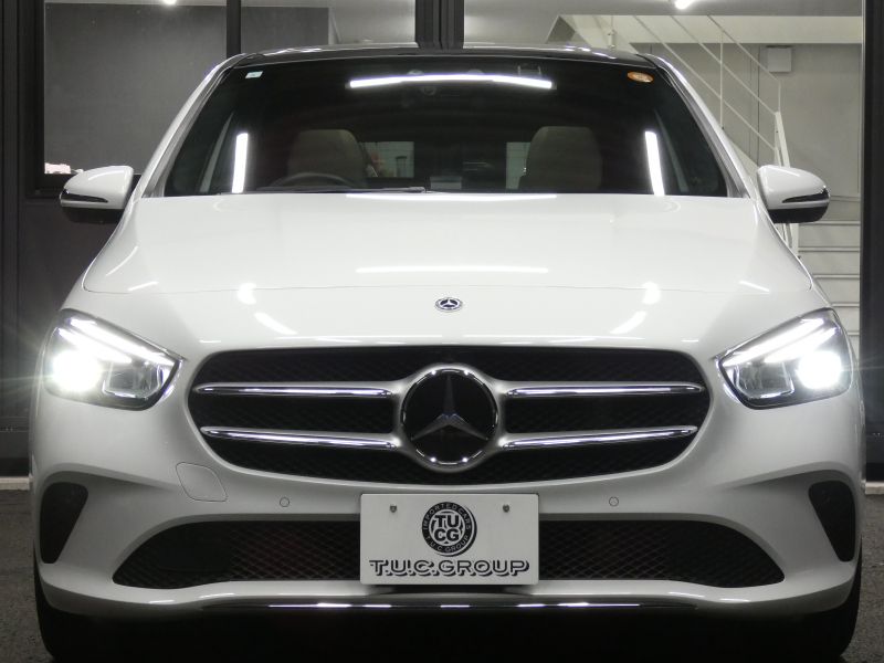 メルセデスベンツ Bクラス B180 ﾚｻﾞｰｴｸｽｸﾙｰｼﾌﾞ&ｱﾄﾞﾊﾞﾝｽﾄﾞ&ﾅﾋﾞｹﾞｰｼｮﾝ&ﾚｰﾀﾞｰｾｰﾌﾃｨPKG　meｺﾈｸﾄ ｷｰﾚｽｺﾞｰ ﾍﾞｰｼﾞｭ本革ｼｰﾄ/ﾋｰﾀｰ ﾊﾟﾉﾗﾏｻﾝﾙｰﾌ MBUXﾅﾋﾞ 地ﾃﾞｼﾞ 360度ｶﾒﾗ ｱﾄﾞﾊﾞﾝｽﾄﾞｻｳﾝﾄﾞ 前後ﾄﾞﾗﾚｺ 自動ﾘｱｹﾞｰﾄ/ﾌｯﾄOP LEDﾗｲﾄ　2年保証付