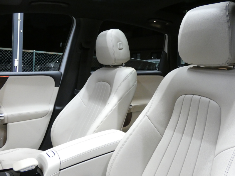 メルセデスベンツ Bクラス B180 ﾚｻﾞｰｴｸｽｸﾙｰｼﾌﾞ&ｱﾄﾞﾊﾞﾝｽﾄﾞ&ﾅﾋﾞｹﾞｰｼｮﾝ&ﾚｰﾀﾞｰｾｰﾌﾃｨPKG　meｺﾈｸﾄ ｷｰﾚｽｺﾞｰ ﾍﾞｰｼﾞｭ本革ｼｰﾄ/ﾋｰﾀｰ ﾊﾟﾉﾗﾏｻﾝﾙｰﾌ MBUXﾅﾋﾞ 地ﾃﾞｼﾞ 360度ｶﾒﾗ ｱﾄﾞﾊﾞﾝｽﾄﾞｻｳﾝﾄﾞ 前後ﾄﾞﾗﾚｺ 自動ﾘｱｹﾞｰﾄ/ﾌｯﾄOP LEDﾗｲﾄ　2年保証付