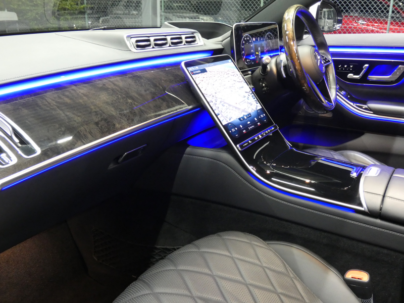 メルセデスベンツ Sクラス S500 4MATIC AMGﾗｲﾝ ﾚｻﾞｰｴｸｽｸﾙｰｼﾌﾞ&ﾍﾞｰｼｯｸPKG　ISG搭載 1ｵｰﾅｰ ﾅｯﾊﾟﾚｻﾞｰ/ﾋｰﾀｰ/ﾍﾞﾝﾁﾚｰﾀｰ/ﾏｯｻｰｼﾞ ﾊﾟﾉﾗﾏSR MBUXﾅﾋﾞTV 360ｶﾒﾗ Burmester 3DｺｯｸﾋﾟｯﾄD 前後ﾄﾞﾗﾚｺ ﾃﾞｼﾞﾀﾙLEDﾗｲﾄ AMGｴｱﾛ/20ｲﾝﾁAW　2年保証付