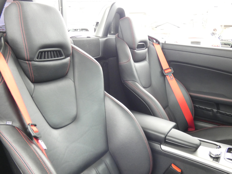 メルセデスベンツ SLKクラス SLK200 ｴｸｽｸﾙｰｼﾌﾞ ﾚｰﾀﾞｰｾｰﾌﾃｨPKG　9速AT 2,000ccEG 黒本革/ﾋｰﾀｰ/ｴｱｽｶｰﾌ ﾏｼﾞｯｸｽｶｲﾙｰﾌ HDDﾅﾋﾞ 地ﾃﾞｼﾞ ﾊﾞｯｸｶﾒﾗ ﾊﾟｰｸﾄﾛﾆｯｸ ﾄﾞﾗﾚｺ ﾀﾞｲﾅﾐｯｸﾊﾝﾄﾞﾘﾝｸﾞPKG AMGｴｱﾛ/18ｲﾝﾁAW　2年保証付