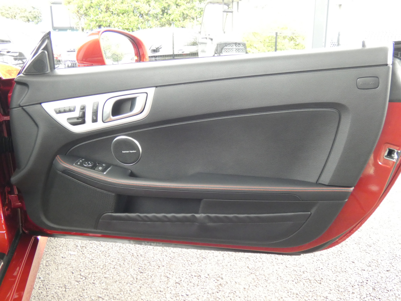 メルセデスベンツ SLKクラス SLK200 ｴｸｽｸﾙｰｼﾌﾞ ﾚｰﾀﾞｰｾｰﾌﾃｨPKG　9速AT 2,000ccEG 黒本革/ﾋｰﾀｰ/ｴｱｽｶｰﾌ ﾏｼﾞｯｸｽｶｲﾙｰﾌ HDDﾅﾋﾞ 地ﾃﾞｼﾞ ﾊﾞｯｸｶﾒﾗ ﾊﾟｰｸﾄﾛﾆｯｸ ﾄﾞﾗﾚｺ ﾀﾞｲﾅﾐｯｸﾊﾝﾄﾞﾘﾝｸﾞPKG AMGｴｱﾛ/18ｲﾝﾁAW　2年保証付