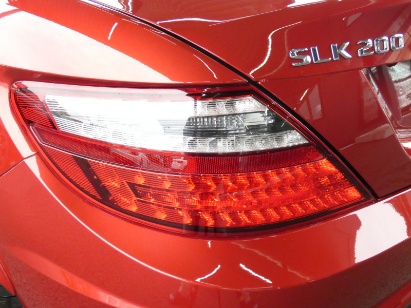 メルセデスベンツ SLKクラス SLK200 ｴｸｽｸﾙｰｼﾌﾞ ﾚｰﾀﾞｰｾｰﾌﾃｨPKG　9速AT 2,000ccEG 黒本革/ﾋｰﾀｰ/ｴｱｽｶｰﾌ ﾏｼﾞｯｸｽｶｲﾙｰﾌ HDDﾅﾋﾞ 地ﾃﾞｼﾞ ﾊﾞｯｸｶﾒﾗ ﾊﾟｰｸﾄﾛﾆｯｸ ﾄﾞﾗﾚｺ ﾀﾞｲﾅﾐｯｸﾊﾝﾄﾞﾘﾝｸﾞPKG AMGｴｱﾛ/18ｲﾝﾁAW　2年保証付
