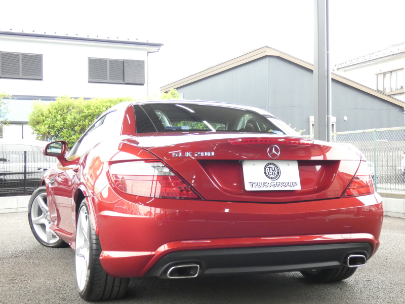 メルセデスベンツ SLKクラス SLK200 ｴｸｽｸﾙｰｼﾌﾞ ﾚｰﾀﾞｰｾｰﾌﾃｨPKG　9速AT 2,000ccEG 黒本革/ﾋｰﾀｰ/ｴｱｽｶｰﾌ ﾏｼﾞｯｸｽｶｲﾙｰﾌ HDDﾅﾋﾞ 地ﾃﾞｼﾞ ﾊﾞｯｸｶﾒﾗ ﾊﾟｰｸﾄﾛﾆｯｸ ﾄﾞﾗﾚｺ ﾀﾞｲﾅﾐｯｸﾊﾝﾄﾞﾘﾝｸﾞPKG AMGｴｱﾛ/18ｲﾝﾁAW　2年保証付