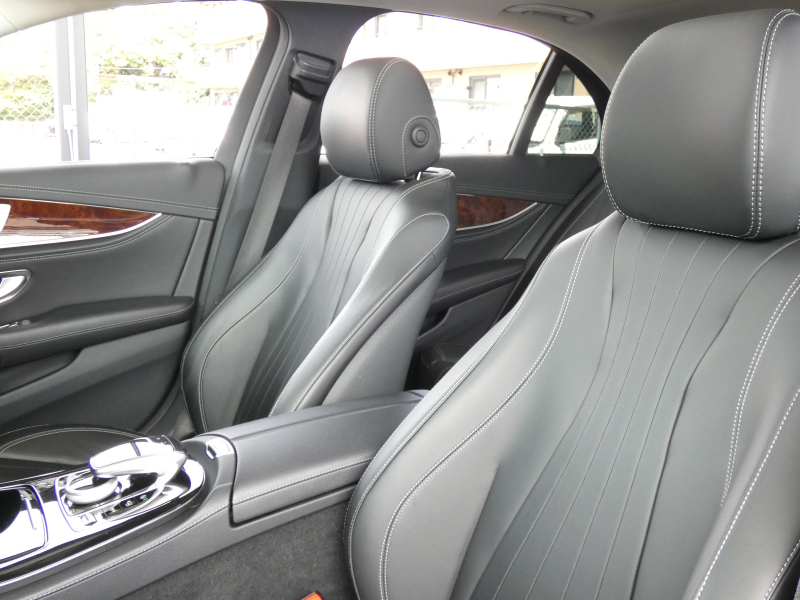 メルセデスベンツ Eクラス E400 4MATIC ｴｸｽｸﾙｰｼﾌﾞ ｴｸｽｸﾙｰｼﾌﾞ&ﾚｰﾀﾞｰｾｰﾌﾃｨPKG　AMG19ｲﾝﾁAW ﾅｯﾊﾟ黒革/前後ﾋｰﾀｰ ﾊﾟﾉﾗﾏｻﾝﾙｰﾌ HDDﾅﾋﾞ 地ﾃﾞｼﾞ AppleCarPlay 360度ｶﾒﾗ Burmester ｴｱﾊﾞﾗﾝｽPKG 自動ﾄﾗﾝｸ/ﾌｯﾄOP LEDﾗｲﾄ/自動HB　2年保証付