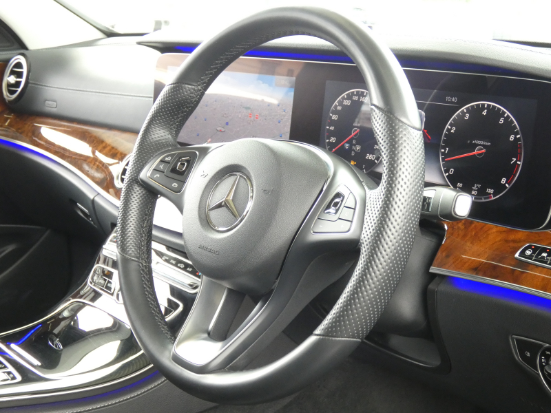メルセデスベンツ Eクラス E400 4MATIC ｴｸｽｸﾙｰｼﾌﾞ ｴｸｽｸﾙｰｼﾌﾞ&ﾚｰﾀﾞｰｾｰﾌﾃｨPKG　AMG19ｲﾝﾁAW ﾅｯﾊﾟ黒革/前後ﾋｰﾀｰ ﾊﾟﾉﾗﾏｻﾝﾙｰﾌ HDDﾅﾋﾞ 地ﾃﾞｼﾞ AppleCarPlay 360度ｶﾒﾗ Burmester ｴｱﾊﾞﾗﾝｽPKG 自動ﾄﾗﾝｸ/ﾌｯﾄOP LEDﾗｲﾄ/自動HB　2年保証付