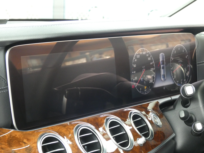 メルセデスベンツ Eクラス E400 4MATIC ｴｸｽｸﾙｰｼﾌﾞ ｴｸｽｸﾙｰｼﾌﾞ&ﾚｰﾀﾞｰｾｰﾌﾃｨPKG　AMG19ｲﾝﾁAW ﾅｯﾊﾟ黒革/前後ﾋｰﾀｰ ﾊﾟﾉﾗﾏｻﾝﾙｰﾌ HDDﾅﾋﾞ 地ﾃﾞｼﾞ AppleCarPlay 360度ｶﾒﾗ Burmester ｴｱﾊﾞﾗﾝｽPKG 自動ﾄﾗﾝｸ/ﾌｯﾄOP LEDﾗｲﾄ/自動HB　2年保証付