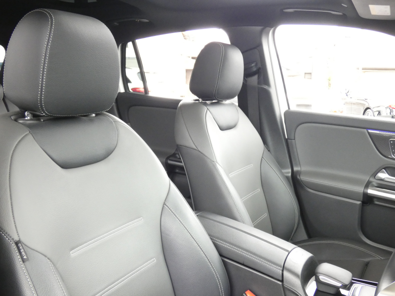 メルセデスベンツ GLA GLA200d 4MATIC AMGﾗｲﾝ AMGﾚｻﾞｰｴｸｽｸﾙｰｼﾌﾞ&ｱﾄﾞﾊﾞﾝｽﾄﾞ&ﾅﾋﾞ&ﾚｰﾀﾞｰｾｰﾌﾃｨPKG　meｺﾈｸﾄ 灰黒革 ﾊﾟﾉﾗﾏSR MBUXﾅﾋﾞTV 360ｶﾒﾗ ｱﾄﾞﾊﾞﾝｽﾄﾞｻｳﾝﾄﾞ ﾍｯﾄﾞｱｯﾌﾟD ﾃﾞｼﾞﾀﾙｲﾝﾅｰﾐﾗｰ 前後ﾄﾞﾗﾚｺ 自動ﾘｱｹﾞｰﾄ LEDﾗｲﾄ/自動HB　2年保証付