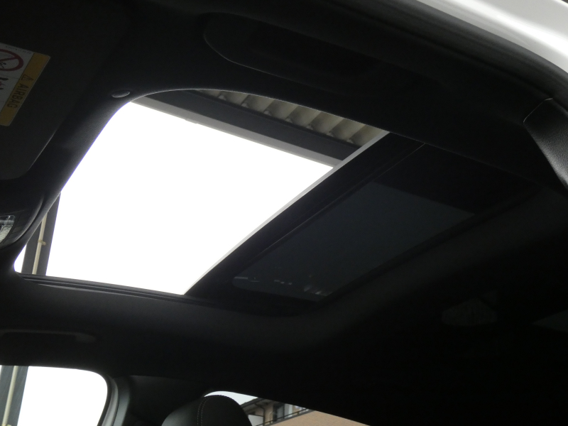 メルセデスベンツ GLA GLA200d 4MATIC AMGﾗｲﾝ AMGﾚｻﾞｰｴｸｽｸﾙｰｼﾌﾞ&ｱﾄﾞﾊﾞﾝｽﾄﾞ&ﾅﾋﾞ&ﾚｰﾀﾞｰｾｰﾌﾃｨPKG　meｺﾈｸﾄ 灰黒革 ﾊﾟﾉﾗﾏSR MBUXﾅﾋﾞTV 360ｶﾒﾗ ｱﾄﾞﾊﾞﾝｽﾄﾞｻｳﾝﾄﾞ ﾍｯﾄﾞｱｯﾌﾟD ﾃﾞｼﾞﾀﾙｲﾝﾅｰﾐﾗｰ 前後ﾄﾞﾗﾚｺ 自動ﾘｱｹﾞｰﾄ LEDﾗｲﾄ/自動HB　2年保証付