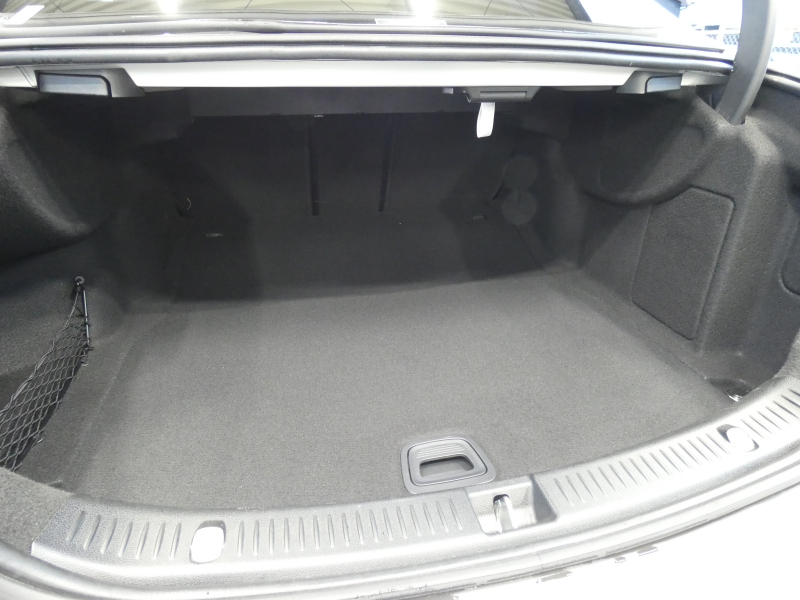 メルセデスベンツ Eクラス E200 ｽﾎﾟｰﾂ AMGﾗｲﾝｲﾝﾃﾘｱ&ｴｸｽｸﾙｰｼﾌﾞ&ﾚｰﾀﾞｰｾｰﾌﾃｨPKG　後期 BSG搭載 AMGｴｱﾛ&19AW ﾅｯﾊﾟ革/前後ﾋｰﾀｰ MBUXﾅﾋﾞ 地ﾃﾞｼﾞ AppleCarPlay 360度ｶﾒﾗ Burmester ﾍｯﾄﾞｱｯﾌﾟD 前後ﾄﾞﾗﾚｺ ｵｰﾄﾄﾗﾝｸ　2年保証付