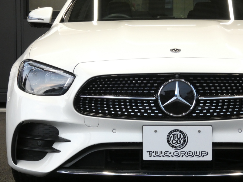 メルセデスベンツ Eクラス E200 ｽﾎﾟｰﾂ AMGﾗｲﾝｲﾝﾃﾘｱ&ｴｸｽｸﾙｰｼﾌﾞ&ﾚｰﾀﾞｰｾｰﾌﾃｨPKG　後期 BSG搭載 AMGｴｱﾛ&19AW ﾅｯﾊﾟ革/前後ﾋｰﾀｰ MBUXﾅﾋﾞ 地ﾃﾞｼﾞ AppleCarPlay 360度ｶﾒﾗ Burmester ﾍｯﾄﾞｱｯﾌﾟD 前後ﾄﾞﾗﾚｺ ｵｰﾄﾄﾗﾝｸ　2年保証付