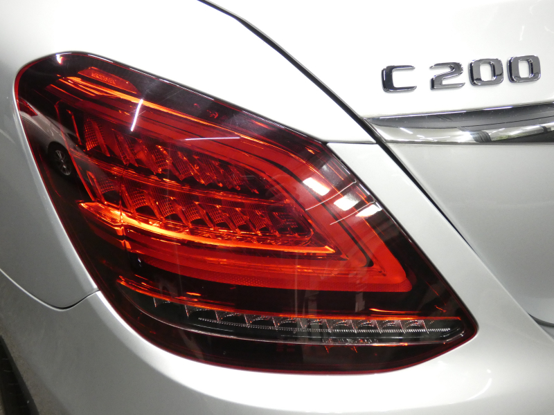 メルセデスベンツ Cクラス C200 AVG AMGﾗｲﾝ ﾚｰﾀﾞｰｾｰﾌﾃｨPKG　後期 BSG搭載 9速AT meｺﾈｸﾄ ｷｰﾚｽｺﾞｰ 黒革ｼｰﾄ/ﾋｰﾀｰ HDDﾅﾋﾞ 地ﾃﾞｼﾞ Bｶﾒﾗ AppleCarPlay ﾊﾟﾄﾞﾙｼﾌﾄ LEDﾗｲﾄ/自動HB ｱﾝﾋﾞｴﾝﾄﾗｲﾄ AMGｴｱﾛ/18AW　2年保証付