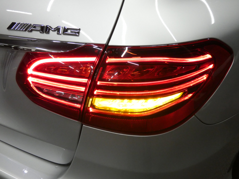 メルセデスベンツ Cクラス C200 ｽﾃｰｼｮﾝﾜｺﾞﾝ AVG AMGﾗｲﾝ ﾚｰﾀﾞｰｾｰﾌﾃｨPKG　後期 BSG搭載 9速AT meｺﾈｸﾄ ｷｰﾚｽｺﾞｰ 黒革ｼｰﾄ/ﾋｰﾀｰ HDDﾅﾋﾞ 地ﾃﾞｼﾞ Bｶﾒﾗ AppleCarPlay ﾊﾟﾄﾞﾙｼﾌﾄ LEDﾗｲﾄ/自動HB ｱﾝﾋﾞｴﾝﾄﾗｲﾄ AMGｴｱﾛ/18AW　2年保証付