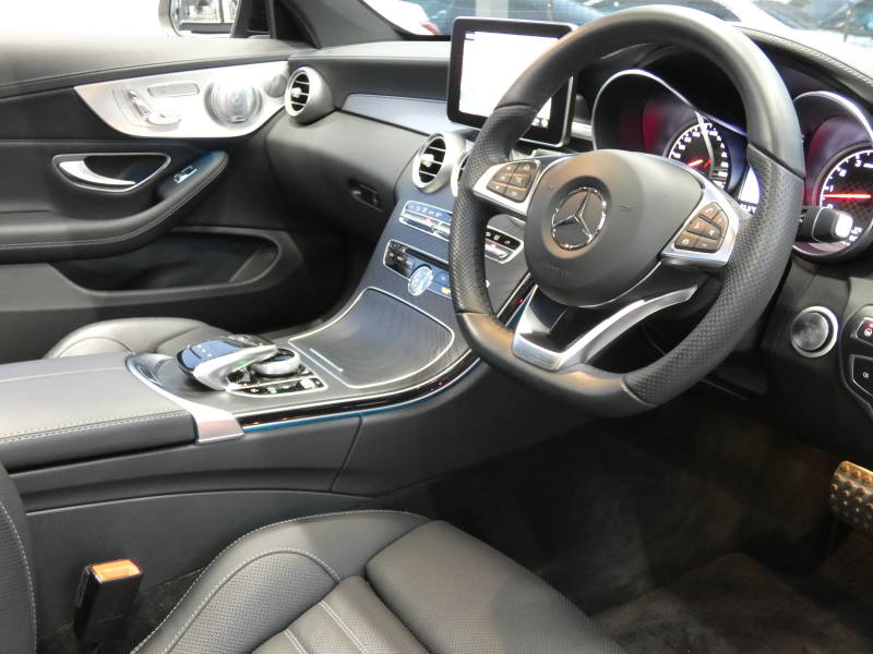 AMG Cクラス C43 4MATIC ｸｰﾍﾟ ﾚｰﾀﾞｰｾｰﾌﾃｨPKG　1ｵｰﾅｰ meｺﾈｸﾄ 9速AT AMGｴｱﾛ&19ｲﾝﾁｱﾙﾐ 黒本革 ﾊﾟﾉﾗﾏｻﾝﾙｰﾌ ﾅﾋﾞTV Bｶﾒﾗ Burmester ﾍｯﾄﾞｱｯﾌﾟD ｴｱﾊﾞﾗﾝｽP/ﾊﾟﾌｭｰﾑｱﾄﾏｲｻﾞｰ 自動ﾄﾗﾝｸ/ﾌｯﾄOP ﾊﾟﾄﾞﾙｼﾌﾄ LEDﾍｯﾄﾞﾗｲﾄ/自動HB　2年保証付