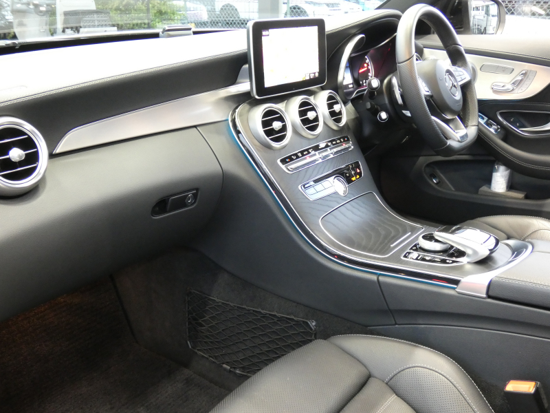 AMG Cクラス C43 4MATIC ｸｰﾍﾟ ﾚｰﾀﾞｰｾｰﾌﾃｨPKG　1ｵｰﾅｰ meｺﾈｸﾄ 9速AT AMGｴｱﾛ&19ｲﾝﾁｱﾙﾐ 黒本革 ﾊﾟﾉﾗﾏｻﾝﾙｰﾌ ﾅﾋﾞTV Bｶﾒﾗ Burmester ﾍｯﾄﾞｱｯﾌﾟD ｴｱﾊﾞﾗﾝｽP/ﾊﾟﾌｭｰﾑｱﾄﾏｲｻﾞｰ 自動ﾄﾗﾝｸ/ﾌｯﾄOP ﾊﾟﾄﾞﾙｼﾌﾄ LEDﾍｯﾄﾞﾗｲﾄ/自動HB　2年保証付