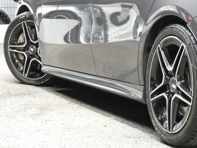 AMG Aクラス A35 4MATIC AMGｱﾄﾞﾊﾞﾝｽﾄﾞ&ﾅﾋﾞｹﾞｰｼｮﾝ&ﾚｰﾀﾞｰｾｰﾌﾃｨPKG　meｺﾈｸﾄ AMGｴｱﾛ 18ｲﾝﾁAW 赤黒革/ﾋｰﾀｰ ﾊﾟﾉﾗﾏｻﾝﾙｰﾌ MBUXﾅﾋﾞ 地ﾃﾞｼﾞ 360度ｶﾒﾗ ﾍｯﾄﾞｱｯﾌﾟD ｱﾄﾞﾊﾞﾝｽﾄﾞｻｳﾝﾄﾞ ﾀﾞｲﾅﾐｯｸｾﾚｸﾄ LEDﾍｯﾄﾞﾗｲﾄ　2年保証付