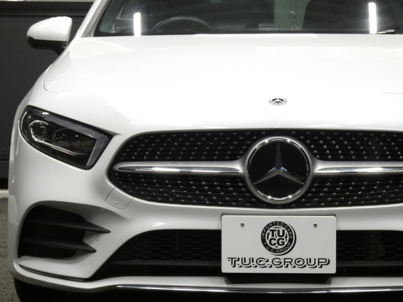 メルセデスベンツ Aクラス A180 AMGﾗｲﾝ&AMGﾚｻﾞｰｴｸｽｸﾙｰｼﾌﾞ&ｱﾄﾞﾊﾞﾝｽﾄﾞ&ﾅﾋﾞ&ﾚｰﾀﾞｰｾｰﾌﾃｨPKG　meｺﾈｸﾄ AMGｴｱﾛ/19ｲﾝﾁAW 赤黒革/ﾋｰﾀｰ ﾊﾟﾉﾗﾏｻﾝﾙｰﾌ 純正ﾄﾞﾗﾚｺ ﾍｯﾄﾞｱｯﾌﾟD ﾜｲﾔﾚｽﾁｬｰｼﾞ ﾀﾞｲﾅﾐｯｸｾﾚｸﾄ LEDﾗｲﾄ/自動HB　2年保証付