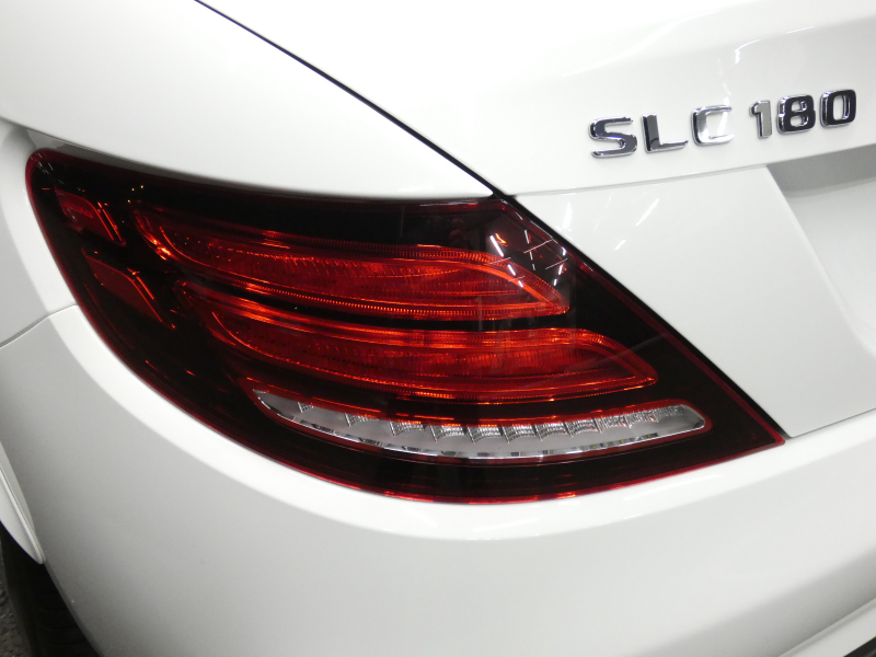 メルセデスベンツ SLCクラス SLC180 ｽﾎﾟｰﾂ ﾚｰﾀﾞｰｾｰﾌﾃｨPKG　9速AT AMGｴｱﾛ&18AW ｷｰﾚｽｺﾞｰ 黒本革ｼｰﾄ/ﾋｰﾀｰ HDDﾅﾋﾞ 地ﾃﾞｼﾞ Bｶﾒﾗ ﾀﾞｲﾅﾐｯｸｾﾚｸﾄ ﾀﾞｯｼｭﾎﾞｰﾄﾞｸﾛｯｸ LEDﾍｯﾄﾞﾗｲﾄ/ｱﾀﾞﾌﾟﾃｨﾌﾞHB ﾄﾞﾗﾚｺ　2年保証付