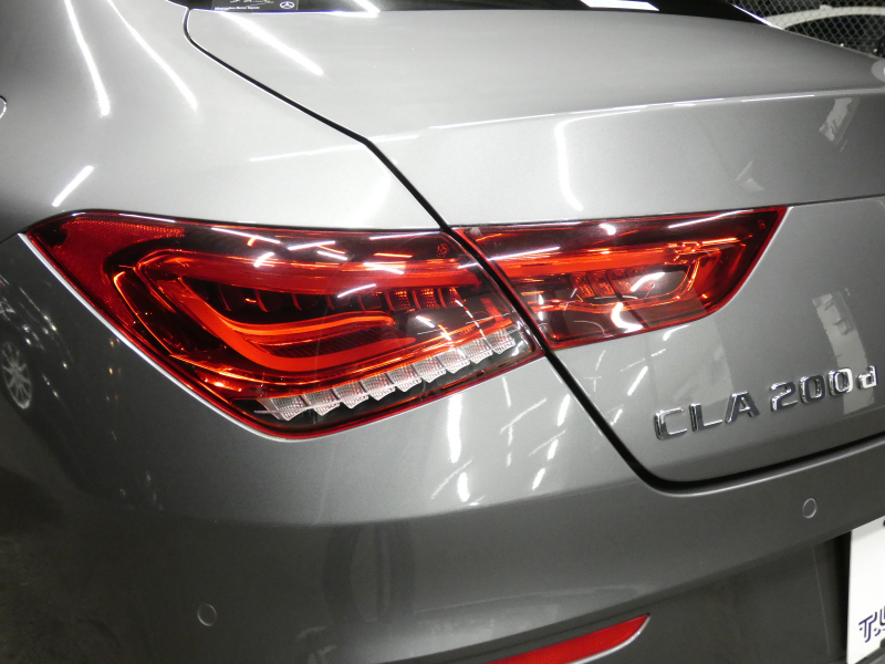 メルセデスベンツ CLAクラス CLA200d AMGﾗｲﾝ AMGﾚｻﾞｰｴｸｽｸﾙｰｼﾌﾞ&ｱﾄﾞﾊﾞﾝｽﾄﾞ&ﾅﾋﾞ&ﾚｰﾀﾞｰｾｰﾌﾃｨPKG　1ｵｰﾅｰ meｺﾈｸﾄ 灰黒革 ﾊﾟﾉﾗﾏSR MBUXﾅﾋﾞTV 360度ｶﾒﾗ ｱﾄﾞﾊﾞﾝｽﾄﾞｻｳﾝﾄﾞ ﾍｯﾄﾞｱｯﾌﾟD ﾜｲﾔﾚｽﾁｬｰｼﾞ LEDﾗｲﾄ/ｱﾀﾞﾌﾟﾃｨﾌﾞHB　2年保証付