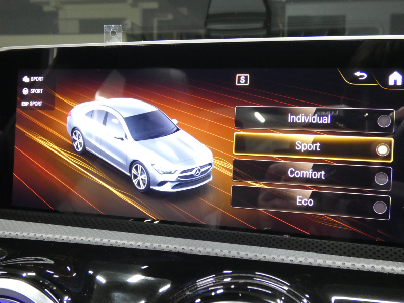 メルセデスベンツ CLAクラス CLA200d AMGﾗｲﾝ AMGﾚｻﾞｰｴｸｽｸﾙｰｼﾌﾞ&ｱﾄﾞﾊﾞﾝｽﾄﾞ&ﾅﾋﾞ&ﾚｰﾀﾞｰｾｰﾌﾃｨPKG　1ｵｰﾅｰ meｺﾈｸﾄ 灰黒革 ﾊﾟﾉﾗﾏSR MBUXﾅﾋﾞTV 360度ｶﾒﾗ ｱﾄﾞﾊﾞﾝｽﾄﾞｻｳﾝﾄﾞ ﾍｯﾄﾞｱｯﾌﾟD ﾜｲﾔﾚｽﾁｬｰｼﾞ LEDﾗｲﾄ/ｱﾀﾞﾌﾟﾃｨﾌﾞHB　2年保証付