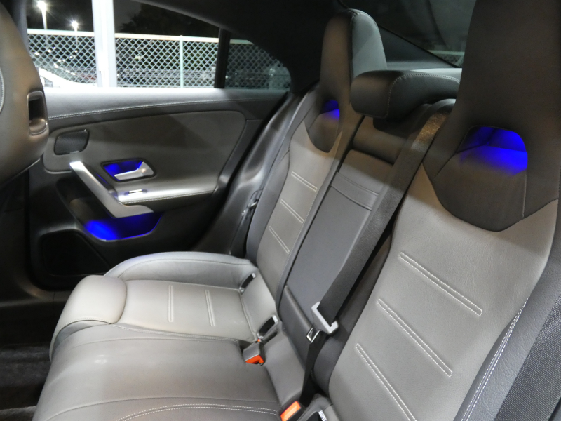メルセデスベンツ CLAクラス CLA200d AMGﾗｲﾝ AMGﾚｻﾞｰｴｸｽｸﾙｰｼﾌﾞ&ｱﾄﾞﾊﾞﾝｽﾄﾞ&ﾅﾋﾞ&ﾚｰﾀﾞｰｾｰﾌﾃｨPKG　1ｵｰﾅｰ meｺﾈｸﾄ 灰黒革 ﾊﾟﾉﾗﾏSR MBUXﾅﾋﾞTV 360度ｶﾒﾗ ｱﾄﾞﾊﾞﾝｽﾄﾞｻｳﾝﾄﾞ ﾍｯﾄﾞｱｯﾌﾟD ﾜｲﾔﾚｽﾁｬｰｼﾞ LEDﾗｲﾄ/ｱﾀﾞﾌﾟﾃｨﾌﾞHB　2年保証付