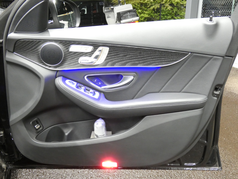 メルセデスベンツ Cクラス C220d ｽﾃｰｼｮﾝﾜｺﾞﾝ AVG AMGﾗｲﾝ ﾚｰﾀﾞｰｾｰﾌﾃｨPKG　後期 9速AT meｺﾈｸﾄ ｷｰﾚｽｺﾞｰ 黒革ｼｰﾄ/ﾋｰﾀｰ HDDﾅﾋﾞ 地ﾃﾞｼﾞ Bｶﾒﾗ AppleCarPlay ﾊﾟﾄﾞﾙｼﾌﾄ LEDﾗｲﾄ/自動HB ｱﾝﾋﾞｴﾝﾄﾗｲﾄ AMGｴｱﾛ/18AW　2年保証付