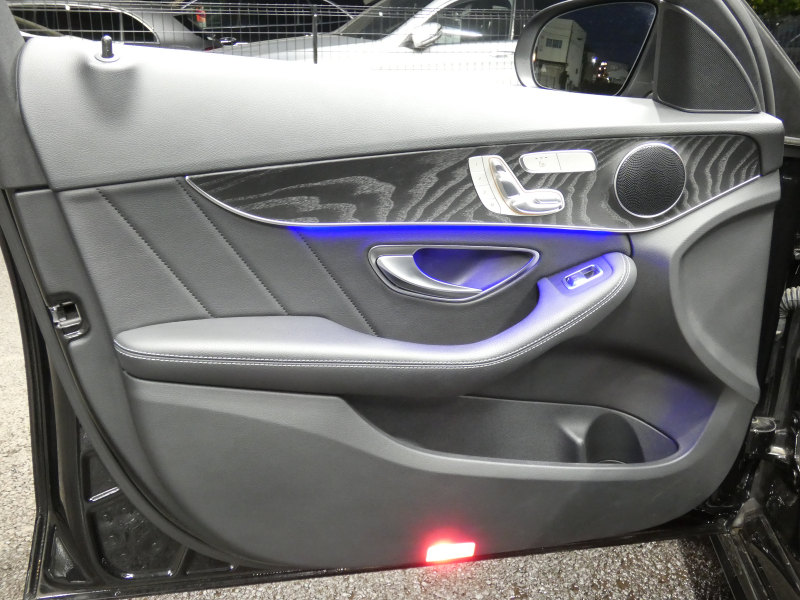 メルセデスベンツ Cクラス C220d ｽﾃｰｼｮﾝﾜｺﾞﾝ AVG AMGﾗｲﾝ ﾚｰﾀﾞｰｾｰﾌﾃｨPKG　後期 9速AT meｺﾈｸﾄ ｷｰﾚｽｺﾞｰ 黒革ｼｰﾄ/ﾋｰﾀｰ HDDﾅﾋﾞ 地ﾃﾞｼﾞ Bｶﾒﾗ AppleCarPlay ﾊﾟﾄﾞﾙｼﾌﾄ LEDﾗｲﾄ/自動HB ｱﾝﾋﾞｴﾝﾄﾗｲﾄ AMGｴｱﾛ/18AW　2年保証付