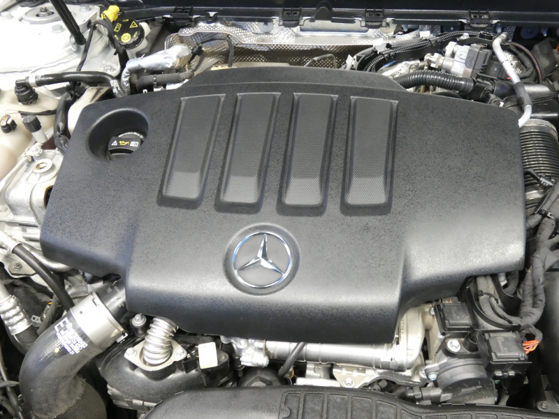 メルセデスベンツ CLAクラス CLA200d AMGﾗｲﾝ AMGﾚｻﾞｰｴｸｽｸﾙｰｼﾌﾞ&ｱﾄﾞﾊﾞﾝｽﾄﾞ&ﾅﾋﾞ&ﾚｰﾀﾞｰｾｰﾌﾃｨPKG　1ｵｰﾅｰ meｺﾈｸﾄ 赤黒革 ﾊﾟﾉﾗﾏSR MBUXﾅﾋﾞTV 360度ｶﾒﾗ ｱﾄﾞﾊﾞﾝｽﾄﾞｻｳﾝﾄﾞ ﾍｯﾄﾞｱｯﾌﾟD ﾜｲﾔﾚｽﾁｬｰｼﾞ 前後ﾄﾞﾗﾚｺ LEDﾗｲﾄ/ｱﾀﾞﾌﾟﾃｨﾌﾞHB　2年保証付