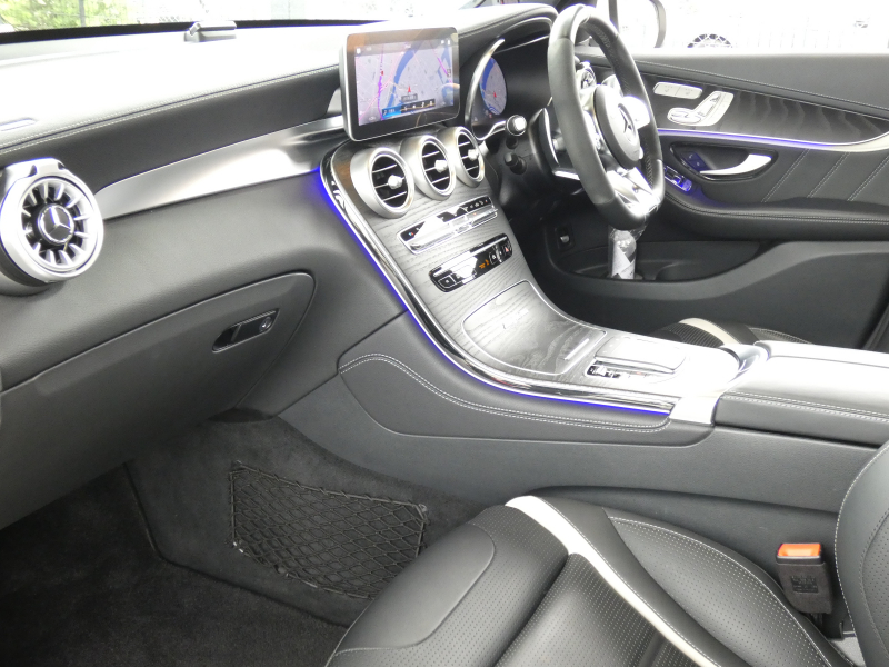 AMG GLC GLC63 S 4MATIC+ ｺﾝﾌｫｰﾄ&ﾚｰﾀﾞｰｾｰﾌﾃｨPKG　後期 510ps meｺﾈｸﾄ AMGﾊﾟﾌｫｰﾏﾝｽEX/ｽﾃｱﾘﾝｸﾞ ﾅｯﾊﾟ黒革/ﾍﾞﾝﾁﾚｰﾀｰ/前後ﾋｰﾀｰ ﾊﾟﾉﾗﾏｻﾝﾙｰﾌ MBUXﾅﾋﾞ 地ﾃﾞｼﾞ 360度ｶﾒﾗ Burmester ｴｱﾊﾞﾗﾝｽP 前後ﾄﾞﾗﾚｺ ﾍｯﾄﾞｱｯﾌﾟD　2年保証付