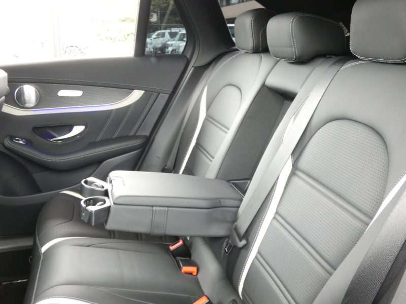 AMG GLC GLC63 S 4MATIC+ ｺﾝﾌｫｰﾄ&ﾚｰﾀﾞｰｾｰﾌﾃｨPKG　後期 510ps meｺﾈｸﾄ AMGﾊﾟﾌｫｰﾏﾝｽEX/ｽﾃｱﾘﾝｸﾞ ﾅｯﾊﾟ黒革/ﾍﾞﾝﾁﾚｰﾀｰ/前後ﾋｰﾀｰ ﾊﾟﾉﾗﾏｻﾝﾙｰﾌ MBUXﾅﾋﾞ 地ﾃﾞｼﾞ 360度ｶﾒﾗ Burmester ｴｱﾊﾞﾗﾝｽP 前後ﾄﾞﾗﾚｺ ﾍｯﾄﾞｱｯﾌﾟD　2年保証付