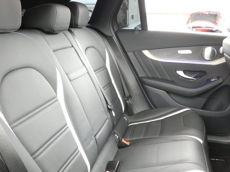 AMG GLC GLC63 S 4MATIC+ ｺﾝﾌｫｰﾄ&ﾚｰﾀﾞｰｾｰﾌﾃｨPKG　後期 510ps meｺﾈｸﾄ AMGﾊﾟﾌｫｰﾏﾝｽEX/ｽﾃｱﾘﾝｸﾞ ﾅｯﾊﾟ黒革/ﾍﾞﾝﾁﾚｰﾀｰ/前後ﾋｰﾀｰ ﾊﾟﾉﾗﾏｻﾝﾙｰﾌ MBUXﾅﾋﾞ 地ﾃﾞｼﾞ 360度ｶﾒﾗ Burmester ｴｱﾊﾞﾗﾝｽP 前後ﾄﾞﾗﾚｺ ﾍｯﾄﾞｱｯﾌﾟD　2年保証付