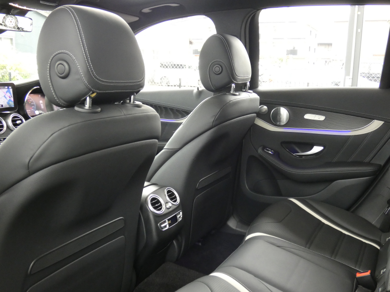 AMG GLC GLC63 S 4MATIC+ ｺﾝﾌｫｰﾄ&ﾚｰﾀﾞｰｾｰﾌﾃｨPKG　後期 510ps meｺﾈｸﾄ AMGﾊﾟﾌｫｰﾏﾝｽEX/ｽﾃｱﾘﾝｸﾞ ﾅｯﾊﾟ黒革/ﾍﾞﾝﾁﾚｰﾀｰ/前後ﾋｰﾀｰ ﾊﾟﾉﾗﾏｻﾝﾙｰﾌ MBUXﾅﾋﾞ 地ﾃﾞｼﾞ 360度ｶﾒﾗ Burmester ｴｱﾊﾞﾗﾝｽP 前後ﾄﾞﾗﾚｺ ﾍｯﾄﾞｱｯﾌﾟD　2年保証付