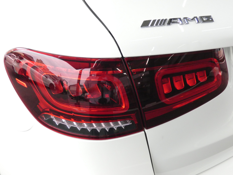 AMG GLC GLC63 S 4MATIC+ ｺﾝﾌｫｰﾄ&ﾚｰﾀﾞｰｾｰﾌﾃｨPKG　後期 510ps meｺﾈｸﾄ AMGﾊﾟﾌｫｰﾏﾝｽEX/ｽﾃｱﾘﾝｸﾞ ﾅｯﾊﾟ黒革/ﾍﾞﾝﾁﾚｰﾀｰ/前後ﾋｰﾀｰ ﾊﾟﾉﾗﾏｻﾝﾙｰﾌ MBUXﾅﾋﾞ 地ﾃﾞｼﾞ 360度ｶﾒﾗ Burmester ｴｱﾊﾞﾗﾝｽP 前後ﾄﾞﾗﾚｺ ﾍｯﾄﾞｱｯﾌﾟD　2年保証付